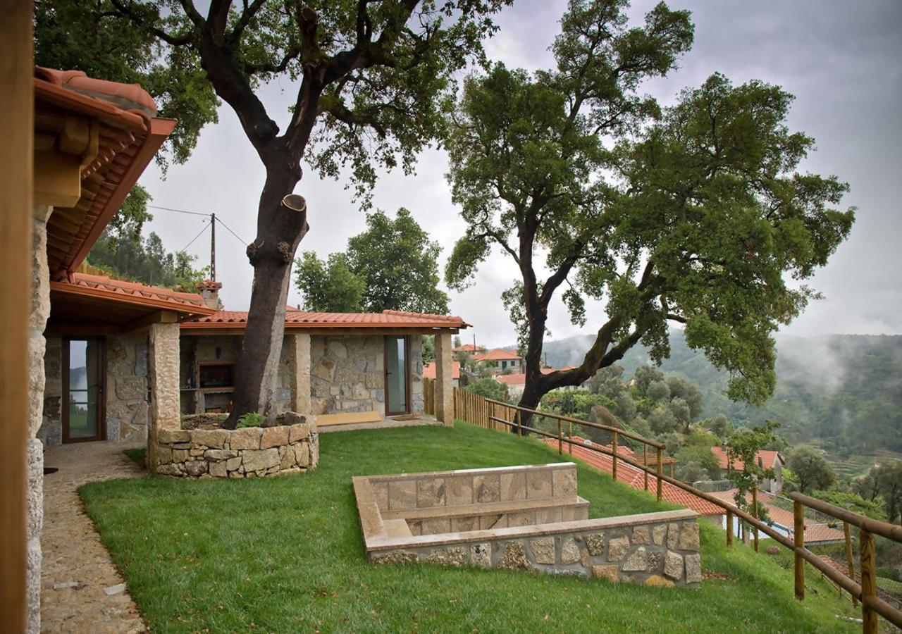 Villa Casa Do Sobreiro Casas De Basto Celorico De Basto Exterior foto