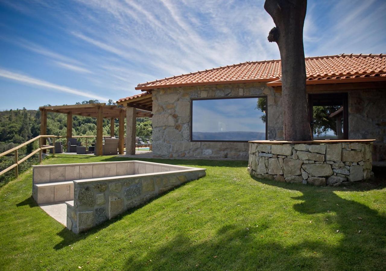 Villa Casa Do Sobreiro Casas De Basto Celorico De Basto Exterior foto
